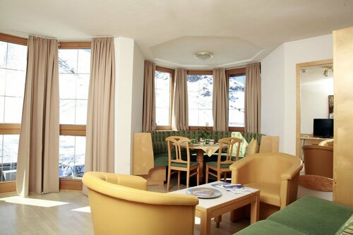 Alpenhotel Seiler, Забронировать Отель Зильц Mieminger Plateau