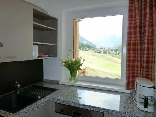 Apart Ideal, Book Hotel Hoteller i Tyrol med pool, Swimmingpool