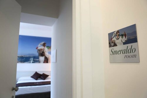 Bed&Breakfast Dimora Diamante, Book Bed and Breakfast Chiaia Napoli