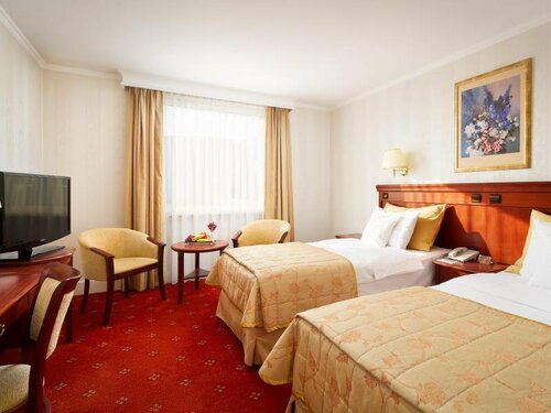 MCC Mazurkas Conference Centre & Hotel, Réserver Hôtel Ozarow Mazowiecki Varsovie