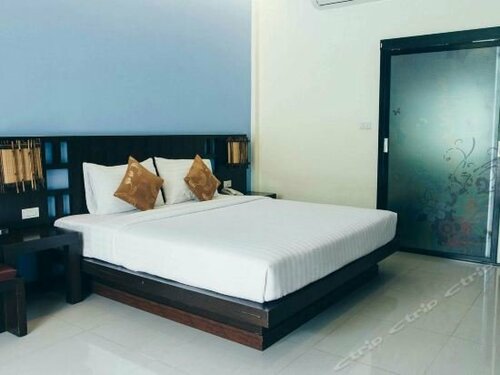 Palm Sweet Resort, Забронировать Курортный отель Чумпхон провинция Чумпхон