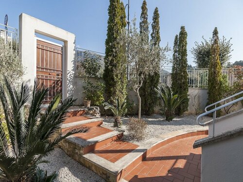 Casa Vacanze Calipso, Prenota  Hotel a Lazio con parcheggio, Parcheggio