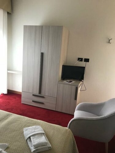 hotel lido, Забронировать Отель Вивероне Пьемонт