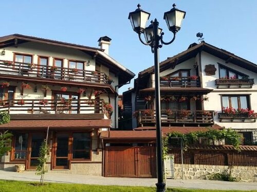 Guest House Dzhangal, Забронировать Отель Отели Горнолыжного курорта Банско с парковкой, Парковка