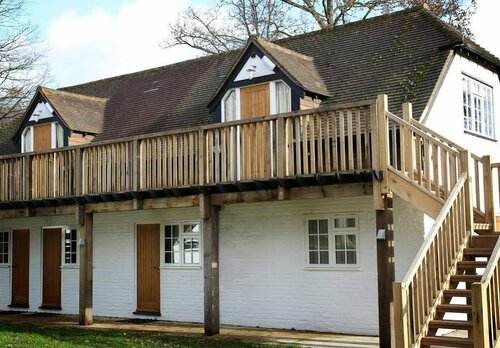 The Old House Inn, Buchen Sie Pension Crawley West Sussex