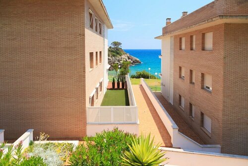 UHC Arinsal Family Complex, Забронировать Отель Отели Tarragonès 3 звезды, 3*