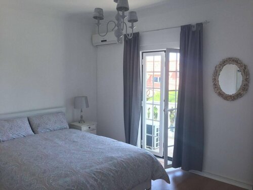 Eco Ljmonade Hostel, Забронировать Хостел Хостелы Кашкайш, рядом с Культурный центр Кашкайша, Хостел