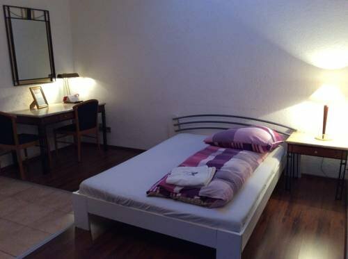 Hotel Feiertag, Забронировать Отель Отели Landkreis Karlsruhe с парковкой, Парковка