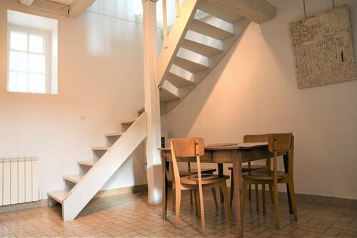 La petite maison d’à côté, au n°11, Забронировать Отель Отели Земель Луары с парковкой, Парковка