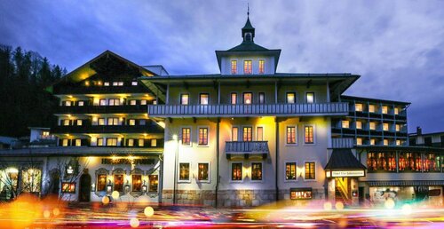 Hotel Vier Jahreszeiten, Забронировать Отель Отели Баварии с парковкой, Парковка