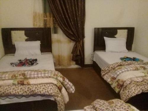 Nile plaza hostel, Забронировать Хостел Каир Аль Каира, рядом с Садат