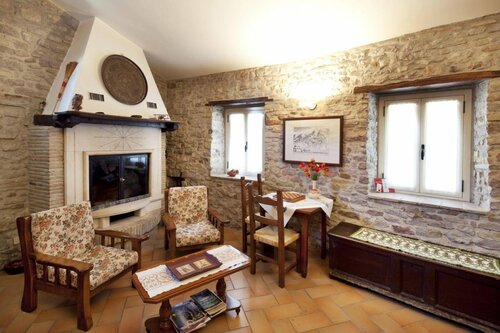 Agriturismo il Castello, Забронировать Фермерский дом Отели Пьяно-делле-Пьеве с парковкой, Парковка