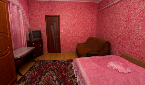Domovladenie Olgi, Boek Hotel Aloesjta Alushta, Ukraine