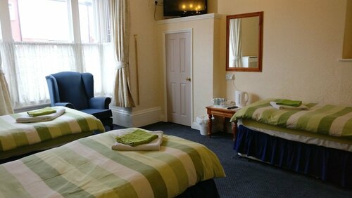 Cosgrove Inn, Забронировать Отель «постель и завтрак» Сканторп Линкольншир