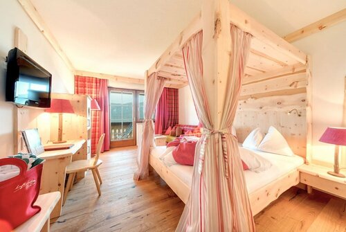 Natur- und Wellnesshotel Höflehner, Забронировать Отель Хаус Лицен