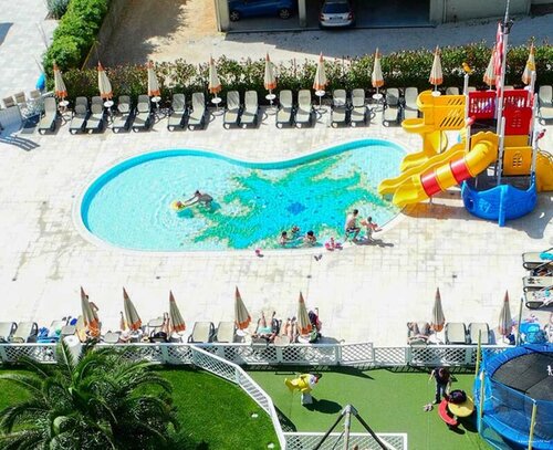 Bibione Palace Hotel, Забронировать Отель Бибионе Riviera Est