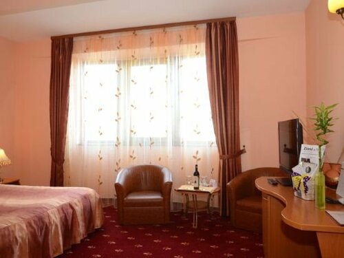 Hotel Class, Book Hotel Hotels in Constanţa with Parking, Parking