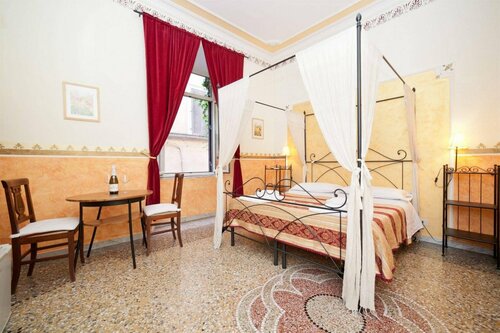 Baldassini Suites, Забронировать Отель «постель и завтрак» Отели Рима с завтраком, рядом с Галерея Спада, Завтраки