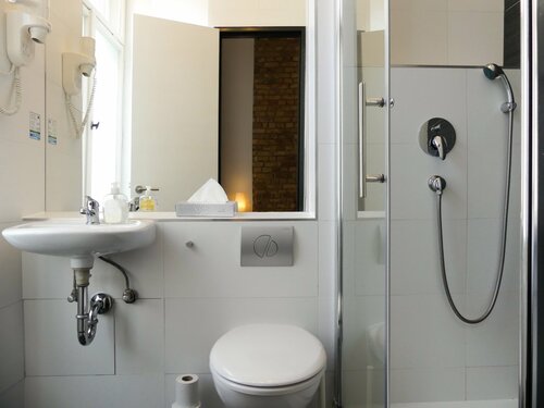 Goldmarie GmbH, Prenota Hotel Hotel a Berlino con parcheggio, vicino a Centro Culturale RAW-Gelände, Parcheggio