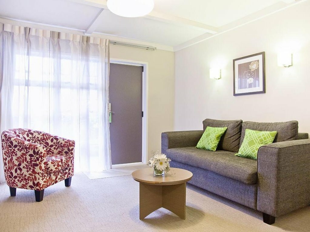 Lake Rotorua Hotel