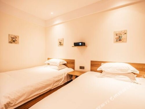 Qufu International Youth Hotel, Prenota Hotel Qufu Shandong