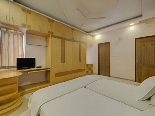 Swan Suites Raghuram Heights, Забронировать Отель Отели Hyderabad Region с парковкой, Парковка