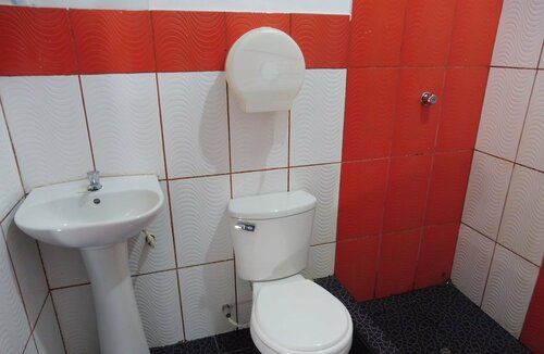 Hospedaje Mas, Rezervasyon Otel Tarapoto otoparklı oteller, Otopark