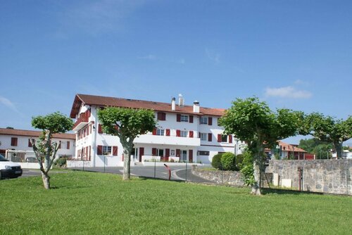Hôtel Résidence Bergara, Book Hotel Hoteller i French Basque Country med pool, Swimmingpool