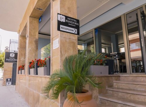 Hotel Pandora Residence, Забронировать Отель Отели Тираны с парковкой, рядом с Tanners' Bridge, Парковка