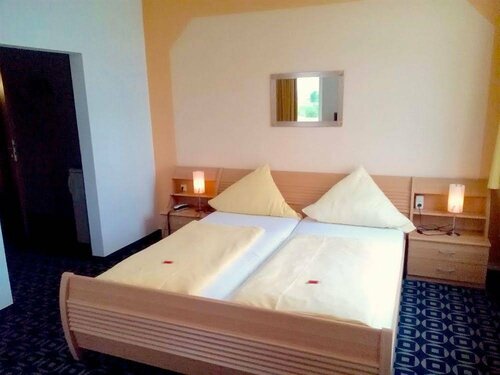 Europa Hotel Fürth, Забронировать Отель Отели Фюрт 3 звезды, 3*