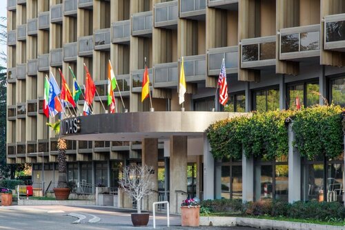 Hotel Midas Roma - A member of Barcelo Hotel Group, Buchen Sie Hotel Aurelio Rom