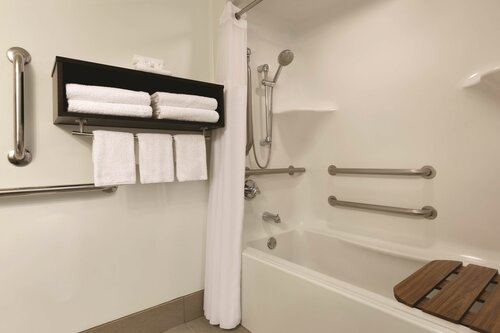 Country Inn & Suites by Radisson, Brooklyn Park - Brooklyn Center, MN, Забронировать Отель Отели Twin Cities с завтраком, Завтраки