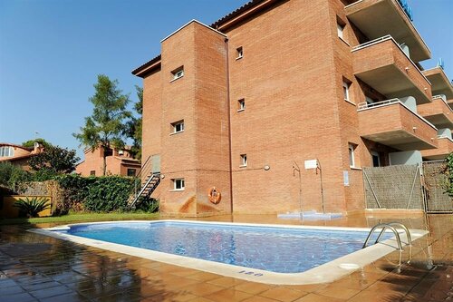 Aparthotel Marsol, Забронировать Апарт-отель Апарт-отели Кастельдефельс, рядом с Британская школа Барселоны, Апарт-отель