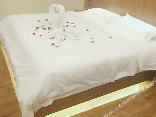 Howard Johnson Life Mountain View Chengdu, Prenota Hotel Hotel a Chengdu con parcheggio, Parcheggio