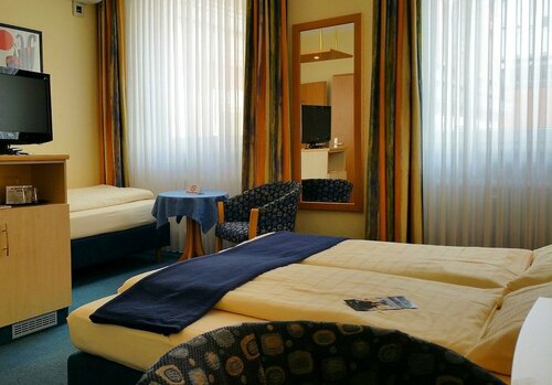 City Partner Hotel Strauss, Забронировать Отель Вюрцбург 
