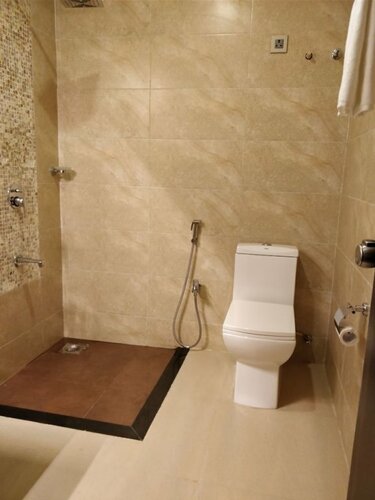 Hotel Golden Plateau, Забронировать Отель Альто-де-Порворим Северный Гоа