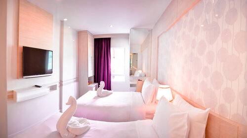 Mirage Express Patong Phuket Hotel, Забронировать Отель Отели Патонг-Бич с завтраком, рядом с Пляж Патонг, Завтраки