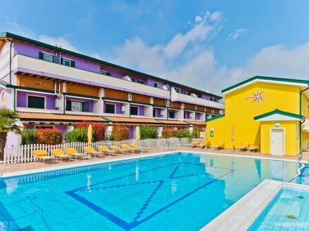 Villaggio Hemingway - Family Aparthotel, Забронировать Апарт-отель Каорле 