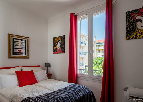 Logis Hôtel Villa Victorine, Забронировать Отель Арена Ницца, рядом с Carras Plage