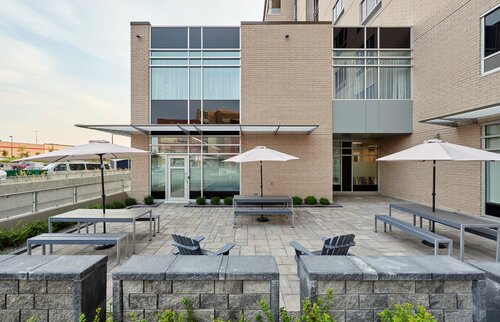 Hampton Inn & Suites by Hilton Quebec City Levis, Book Hotel Hotels in Chaudiere-Appalaches with a Pool, Swimming Pool