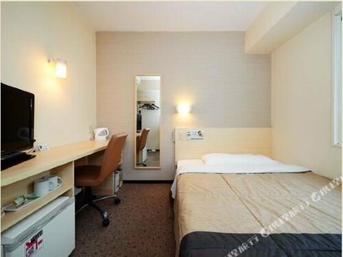 Super Hotel Ikebukuro Nishiguchi, Prenota Hotel Tokyo Tokyo