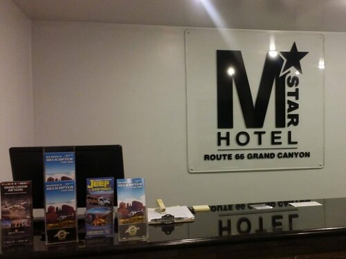 M Star Route 66 Grand Canyon, Забронировать Отель Уильямс Гранд-Каньон, рядом с Парк Buckskinner