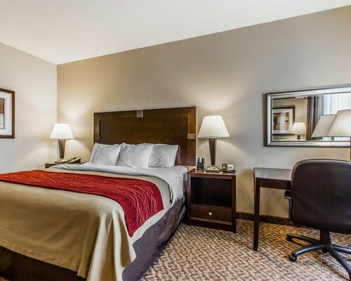 Comfort Inn & Suites Near Lake Guntersville, Réserver Hôtel Hôtels à Scottsboro avec piscine, Piscine