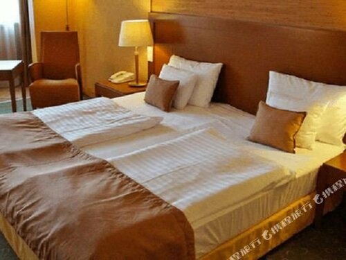 Sheratone A luxury Hotel Mount Abu, Забронировать Отель Отели штата Раджастхана 3 звезды, 3*
