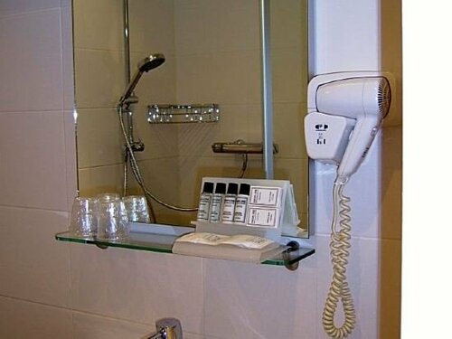 Boutique Hotel Milano Rotterdam-Centre, Забронировать Бутик-отель Отели Роттердама 3 звезды, рядом с Архитектурный музей Нидерландов, 3*