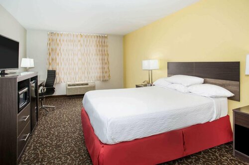 Days Inn by Wyndham Phoenix North, Забронировать Отель Дир-Вэлли Финикс