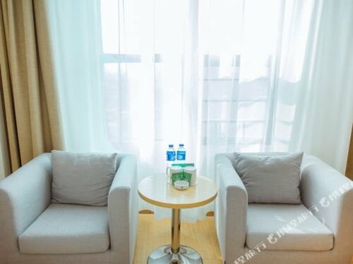 GreenTree Inn Nanchang Honggutan New Area Cuiyuan Road Subway Station Business Hotel