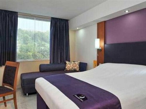 Caspia Hotel New Delhi Shalimar Bagh, Забронировать Отель Отели Нью-Дели с завтраком, Завтраки