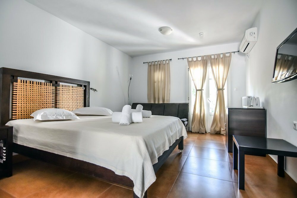 Nefeli hotel