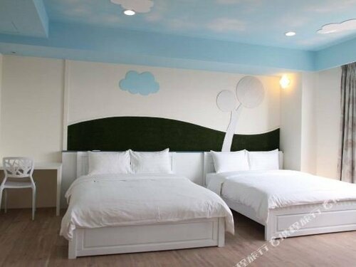沐眠宿 Moment Inn - 快速入住 好停車, Забронировать Отель Отели Hsiao-ch'iao с парковкой, Парковка
